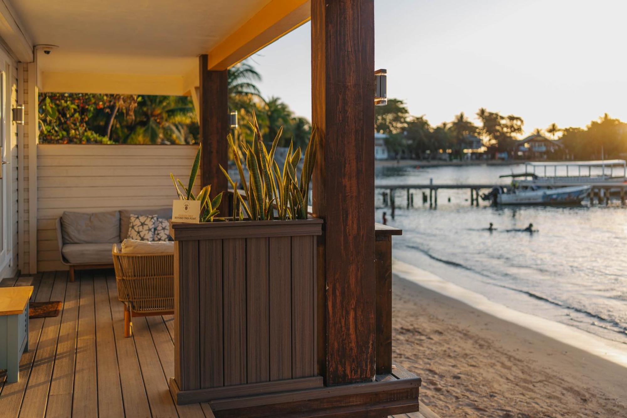 The Beach House Boutique Hotel West End Zewnętrze zdjęcie