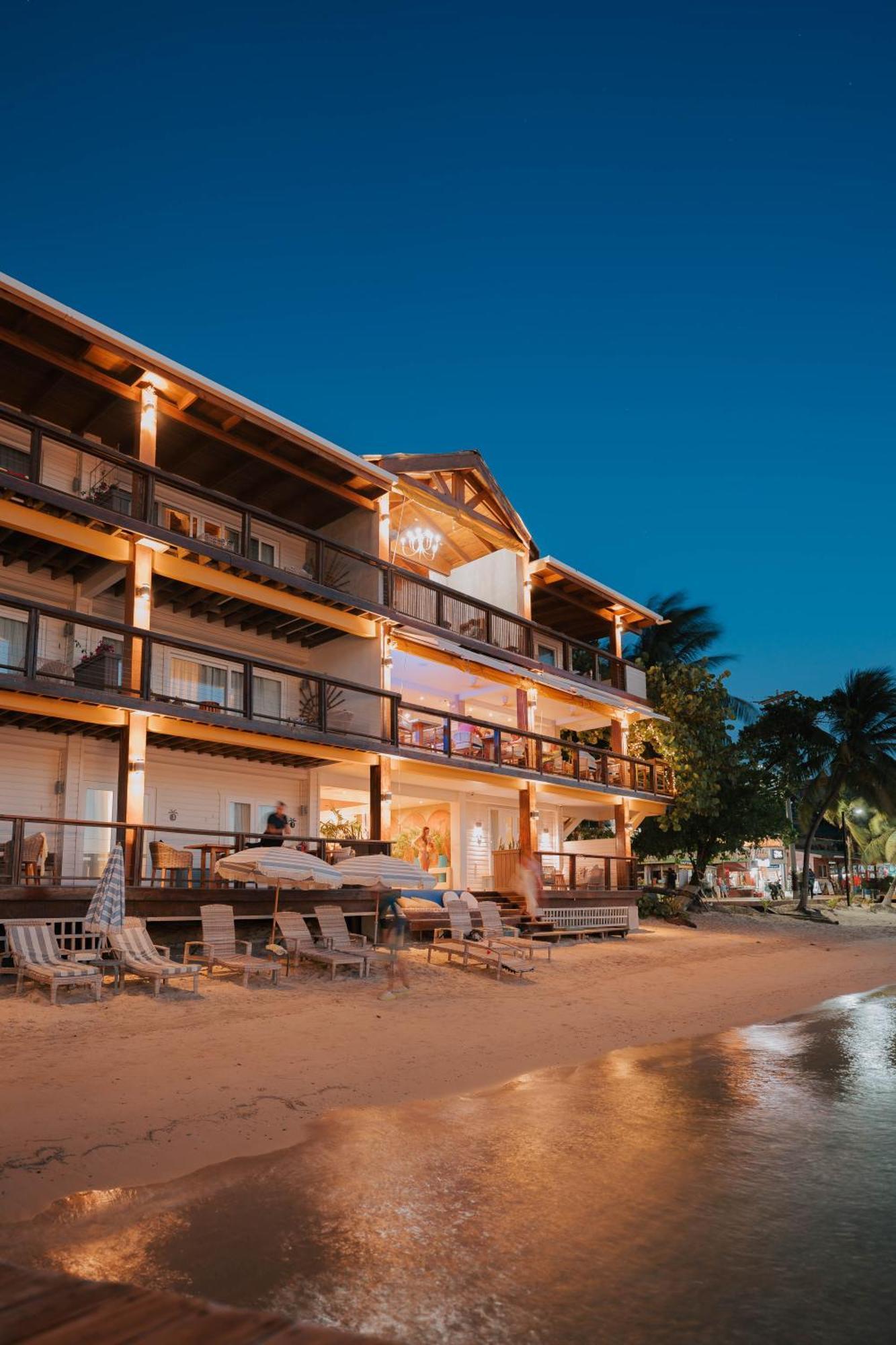 The Beach House Boutique Hotel West End Zewnętrze zdjęcie